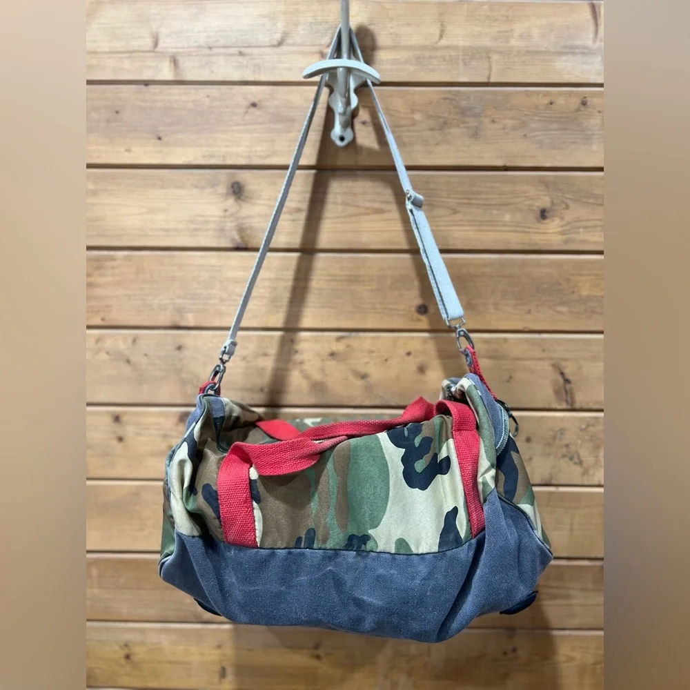 Vintage Kani Rush Camo Canvas Duffle Bag Rare International Iranian Iran Label